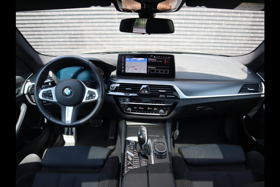 BMW 5 Serie Touring 530d High Executive M Sport Pakket Automaat