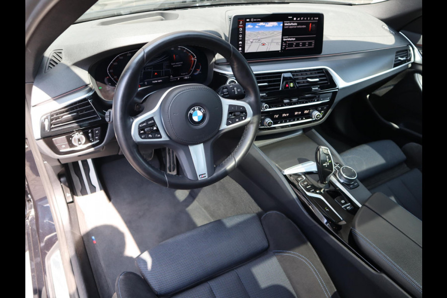 BMW 5 Serie Touring 530d High Executive M Sport Pakket Automaat