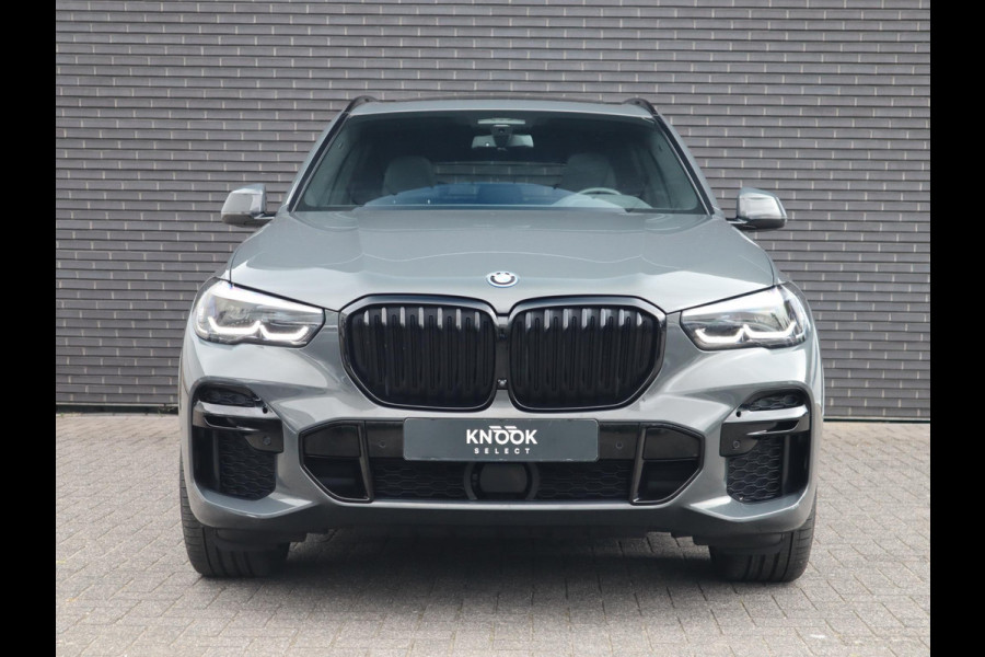 BMW X5 xDrive45e High Executive M Sport Pakket Automaat /  Live Cockpit Professional / Panoramadak / Driving Assistant Professional / Trekhaak / Luchtvering / Comfortstoelen / M Sportremsysteem / 21 Inch / Hifi / Parkeerhulpsysteem Plus