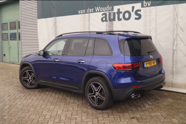 Mercedes-Benz Glb 180 Automaat AMG Business Solution -PANO-ECC-TREKHAAK-
