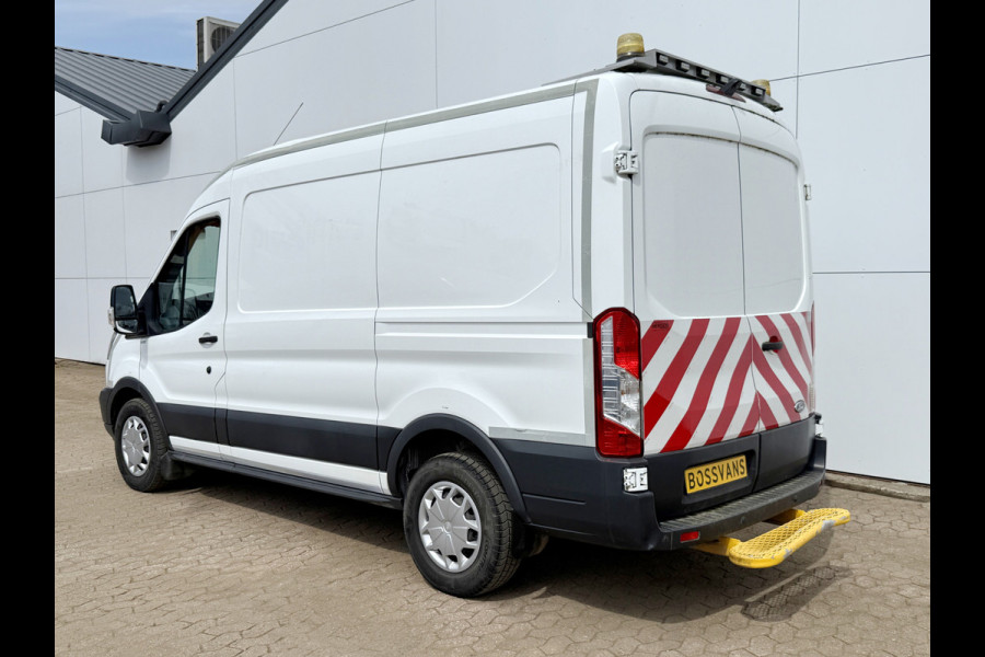 Ford Transit 2.0 TDCI 130PK L2H2 Airco Cruise Control Parkeersensoren Stoelverwarming Zwaailampen Kastwand Inbouw