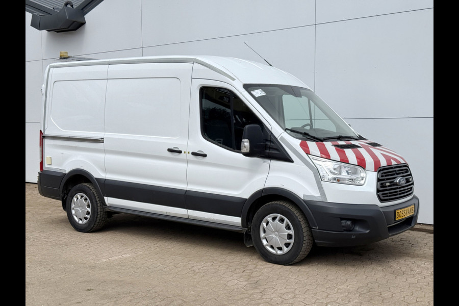 Ford Transit 2.0 TDCI 130PK L2H2 Airco Cruise Control Parkeersensoren Stoelverwarming Zwaailampen Kastwand Inbouw
