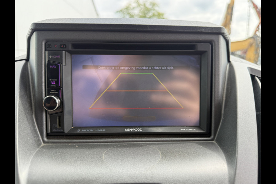 Ford Transit 2.0 TDCI 130PK L2H2 Airco Cruise Control Parkeersensoren Stoelverwarming Zwaailampen Kastwand Inbouw