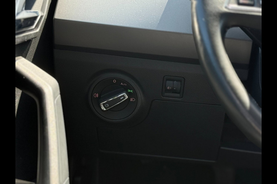 Seat Ibiza 1.0 TSI Style Business Intense| Camera| CarPlay| NAVI | PDC