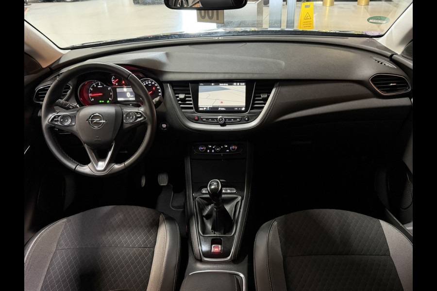 Opel Grandland X 1.2 Turbo Innovation | 2019 | NAP | NL-auto | Unieke kleur | Camera | CarPlay | LED | Elek. Achterklep | Rijklaar