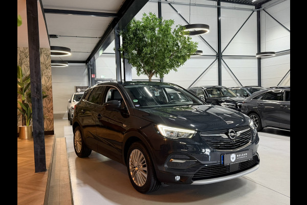 Opel Grandland X 1.2 Turbo Innovation | 2019 | NAP | NL-auto | Unieke kleur | Camera | CarPlay | LED | Elek. Achterklep | Rijklaar