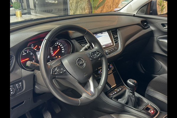 Opel Grandland X 1.2 Turbo Innovation | 2019 | NAP | NL-auto | Unieke kleur | Camera | CarPlay | LED | Elek. Achterklep | Rijklaar