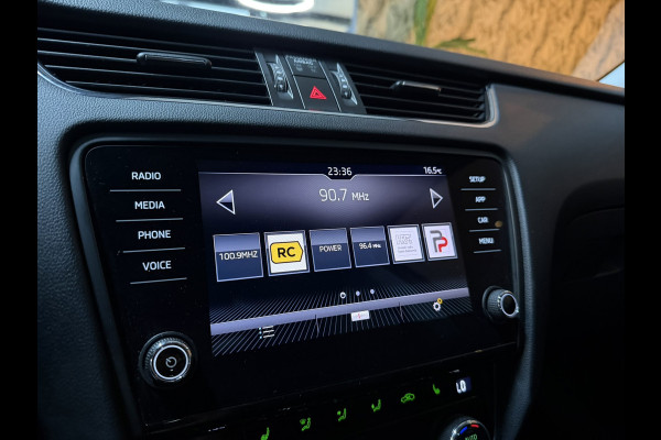 Škoda Octavia Combi 1.5 TSI Sport Business | 2020 | Automaat | Unieke bruine kleur | CarPlay | Stoelverwarming | Rijklaar