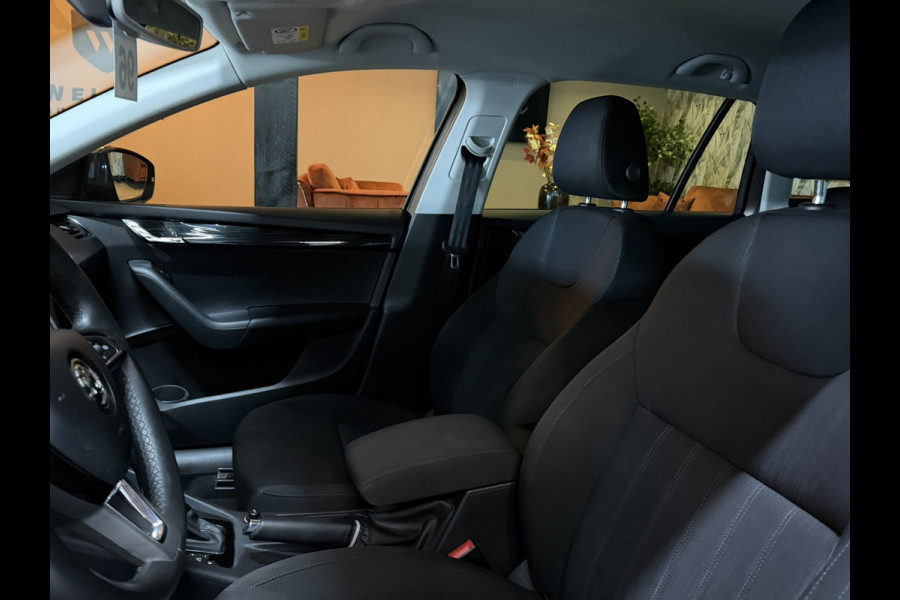 Škoda Octavia Combi 1.5 TSI Sport Business | 2020 | Automaat | Unieke bruine kleur | CarPlay | Stoelverwarming | Rijklaar