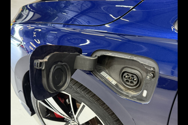 Volkswagen Golf 8 GTE | 2021 | 245pk | Plug-in Hybrid | Pano | IQ.Light | IQ.Drive | Head-up | Elektrische Trekhaak | Rijklaar