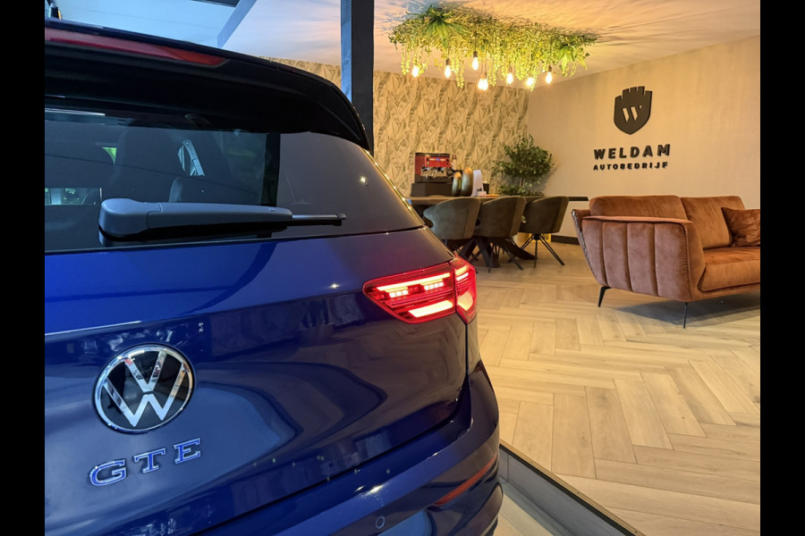 Volkswagen Golf 8 GTE | 2021 | 245pk | Plug-in Hybrid | Pano | IQ.Light | IQ.Drive | Head-up | Elektrische Trekhaak | Rijklaar