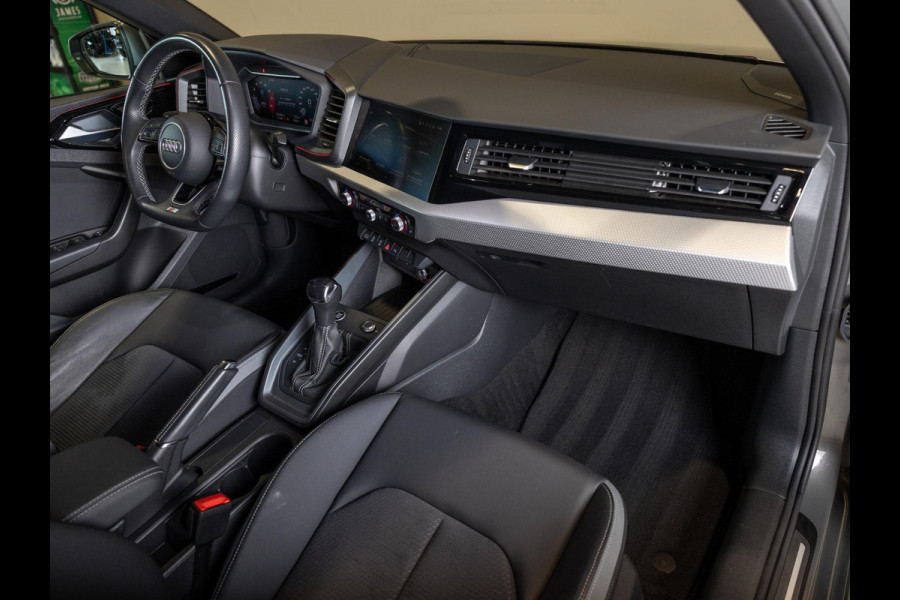 Audi A1 Sportback 40 TFSI 2x S-Line Edition / 207pk / Sonos / Keyless / Dodehoek herkenning /