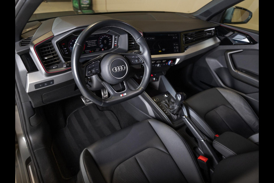 Audi A1 Sportback 40 TFSI 2x S-Line Edition / 207pk / Sonos / Keyless / Dodehoek herkenning /