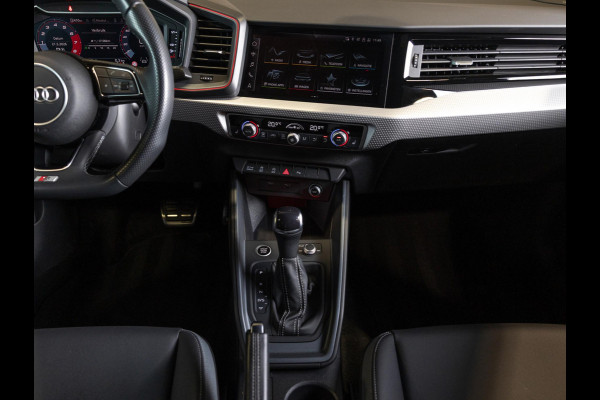 Audi A1 Sportback 40 TFSI 2x S-Line Edition / 207pk / Sonos / Keyless / Dodehoek herkenning /