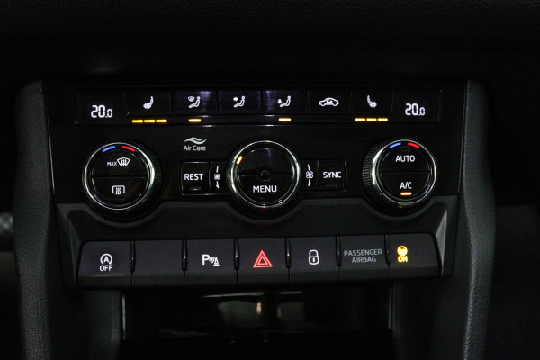 Škoda Kodiaq 1.5 TSI Limited Business Edition (PANORAMADAK, STOELVERWARMING, CRUISE ADAPTIEF, CANTON AUDIO, CARPLAY)
