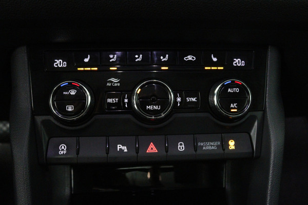 Škoda Kodiaq 1.5 TSI Limited Business Edition (PANORAMADAK, STOELVERWARMING, CRUISE ADAPTIEF, CANTON AUDIO, CARPLAY)