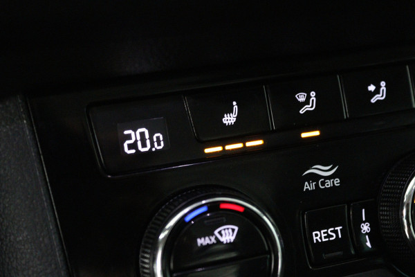 Škoda Kodiaq 1.5 TSI Limited Business Edition (PANORAMADAK, STOELVERWARMING, CRUISE ADAPTIEF, CANTON AUDIO, CARPLAY)