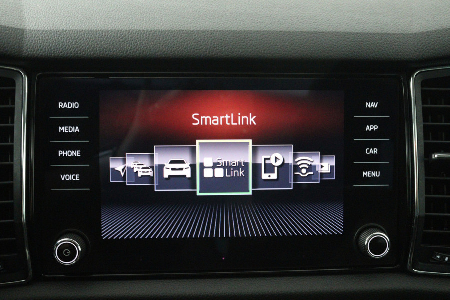 Škoda Kodiaq 1.5 TSI Limited Business Edition (PANORAMADAK, STOELVERWARMING, CRUISE ADAPTIEF, CANTON AUDIO, CARPLAY)