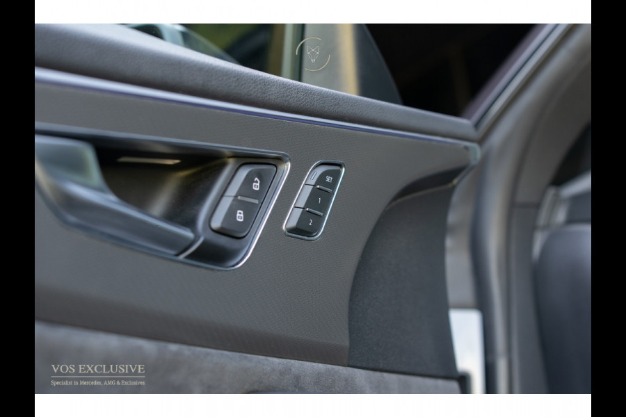 Audi RSQ8 4.0 TFSI Quattro BTW|Massage|B&O 3D Advanced|HUD|Standkachel|23''|4-wielsturing|Trekhaak|Softclose