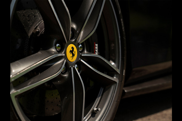 Ferrari Roma 3.9 V8 HELE | Blu Scozia | Carbon exterieur | JBL | Pass. display | Full PPF