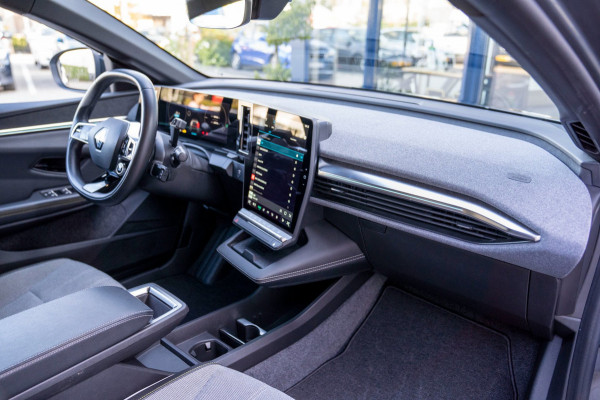 Renault Mégane E-Tech EV40 Boost Charge Techno|Prijs rijklaar incl. 12 mnd garantie|Stoel/Stuurverwarming Carplay Trekhaak DAB PDC