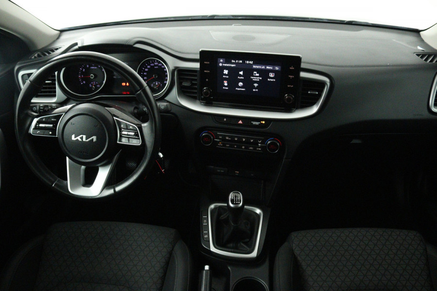 Kia Ceed Sportswagon 1.0 T-GDi ComfortLine (NAVIGATIE CARPLAY, CLIMA, AUTOPILOT, APAPTIVE CRUISE, DEALER ONDERHOUDEN)