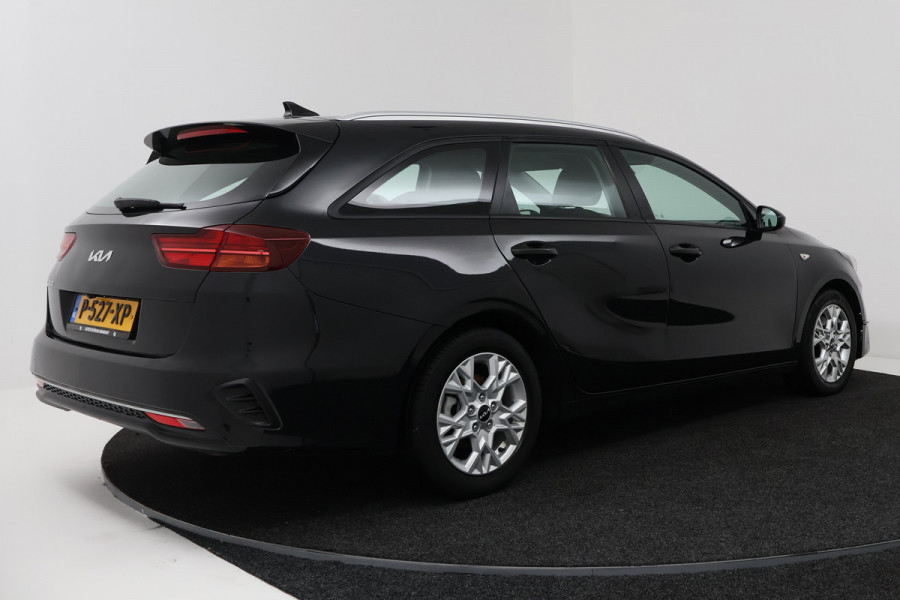 Kia Ceed Sportswagon 1.0 T-GDi ComfortLine (NAVIGATIE CARPLAY, CLIMA, AUTOPILOT, APAPTIVE CRUISE, DEALER ONDERHOUDEN)