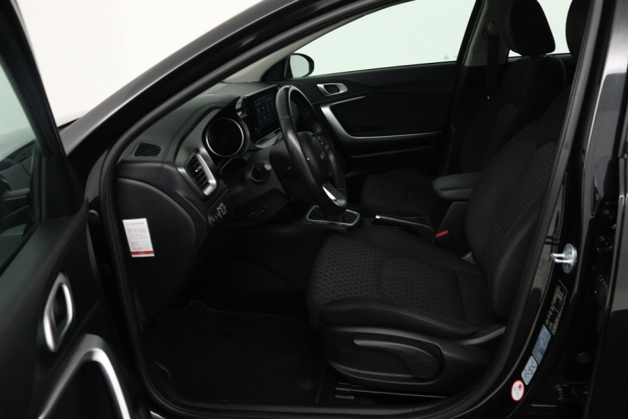Kia Ceed Sportswagon 1.0 T-GDi ComfortLine (NAVIGATIE CARPLAY, CLIMA, AUTOPILOT, APAPTIVE CRUISE, DEALER ONDERHOUDEN)
