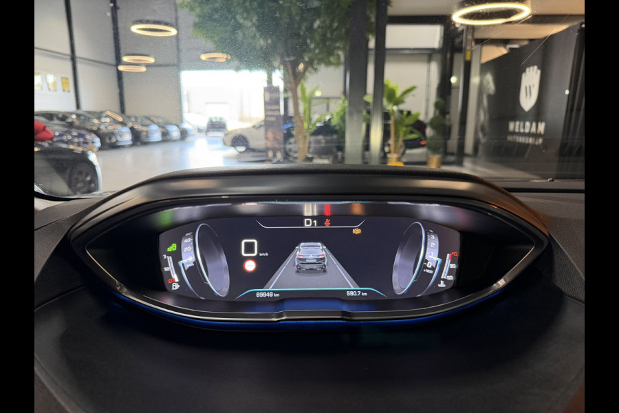 Peugeot 3008 1.6 e-THP Allure | 2018 | Automaat | Digitale Cockpit | Keyless | CarPlay | Navi | Sfeerverlichting | LED | Rijklaar
