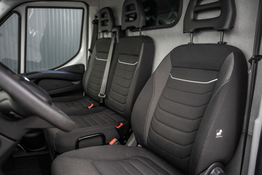 Iveco Daily 35S16 | 160 PK | L2H2 | Automaat | 3-Zits | Climate | Airco