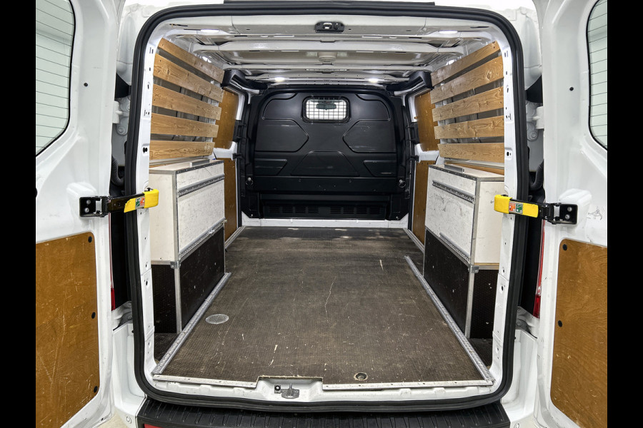 Ford Transit Custom 320 TDCI Automaat 131PK L2H1 / 2x Schuifdeur / Trekhaak / Pdc.+Camera / Safety & Comfort Pack / Navigatie / Apk 02-2027