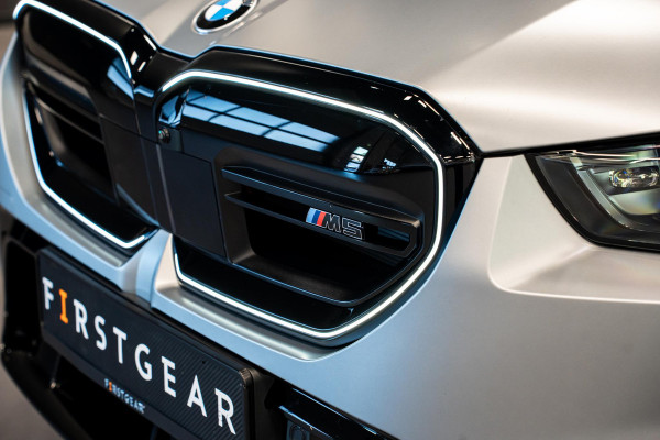 BMW 5 Serie Touring M5 *Bowers & Wilkins / M-Driver's Package / Stoelventilatie / Panorama / Carbon in- exterieur / Surround-View*