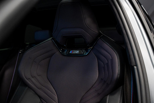 BMW 5 Serie Touring M5 *Bowers & Wilkins / M-Driver's Package / Stoelventilatie / Panorama / Carbon in- exterieur / Surround-View*