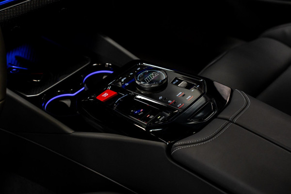 BMW 5 Serie Touring M5 *Bowers & Wilkins / M-Driver's Package / Stoelventilatie / Panorama / Carbon in- exterieur / Surround-View*