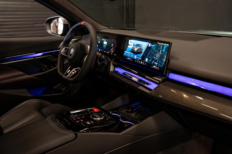 BMW 5 Serie Touring M5 *Bowers & Wilkins / M-Driver's Package / Stoelventilatie / Panorama / Carbon in- exterieur / Surround-View*