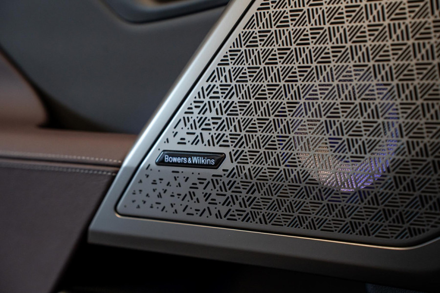 BMW 5 Serie Touring M5 *Bowers & Wilkins / M-Driver's Package / Stoelventilatie / Panorama / Carbon in- exterieur / Surround-View*