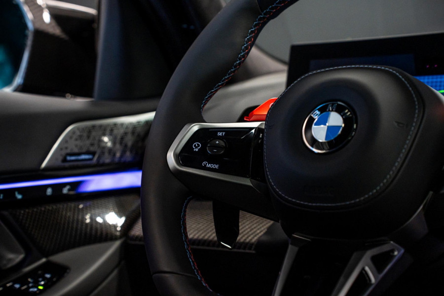 BMW 5 Serie Touring M5 *Bowers & Wilkins / M-Driver's Package / Stoelventilatie / Panorama / Carbon in- exterieur / Surround-View*
