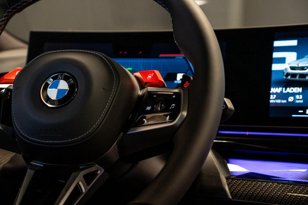 BMW 5 Serie Touring M5 *Bowers & Wilkins / M-Driver's Package / Stoelventilatie / Panorama / Carbon in- exterieur / Surround-View*