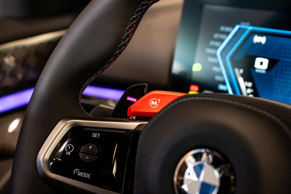 BMW 5 Serie Touring M5 *Bowers & Wilkins / M-Driver's Package / Stoelventilatie / Panorama / Carbon in- exterieur / Surround-View*
