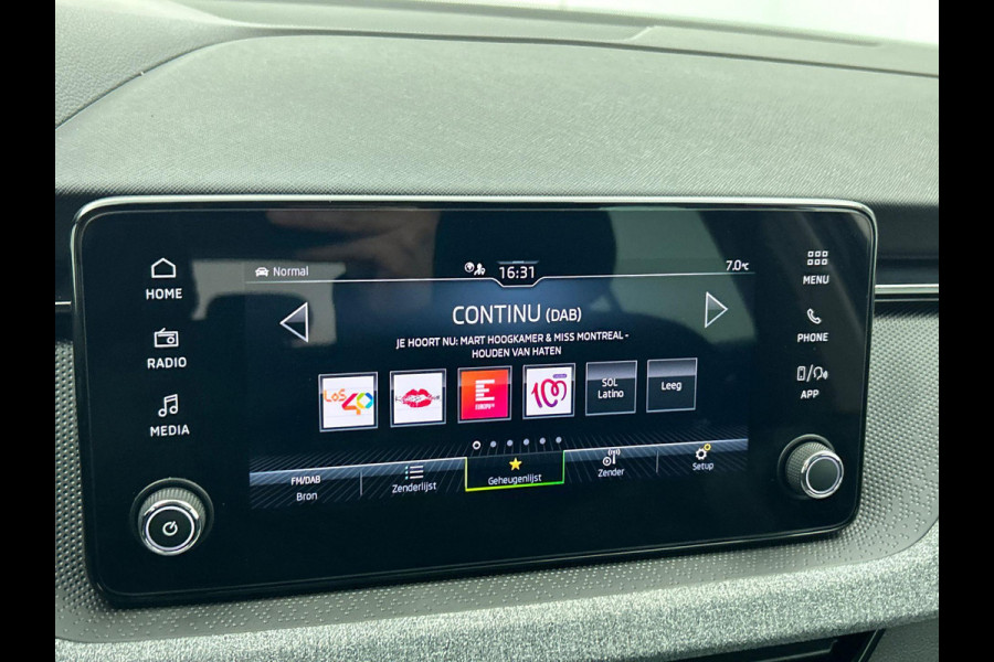 Škoda Kamiq 1.0 TSI Business Edition DSG Navigatie Apple Carplay/ Android Auto Camera Parkeersensoren Cruise Control Climate control LED Keyless