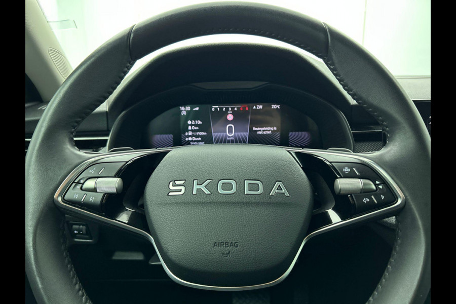 Škoda Kamiq 1.0 TSI Business Edition DSG Navigatie Apple Carplay/ Android Auto Camera Parkeersensoren Cruise Control Climate control LED Keyless