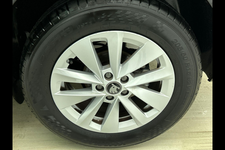 Škoda Kamiq 1.0 TSI Business Edition DSG Navigatie Apple Carplay/ Android Auto Camera Parkeersensoren Cruise Control Climate control LED Keyless