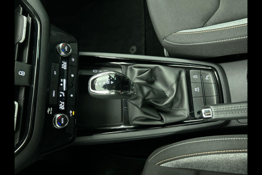 Škoda Kamiq 1.0 TSI Business Edition DSG Navigatie Apple Carplay/ Android Auto Camera Parkeersensoren Cruise Control Climate control LED Keyless