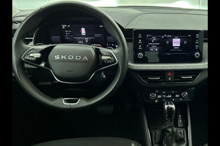 Škoda Kamiq 1.0 TSI Business Edition DSG Navigatie Apple Carplay/ Android Auto Camera Parkeersensoren Cruise Control Climate control LED Keyless