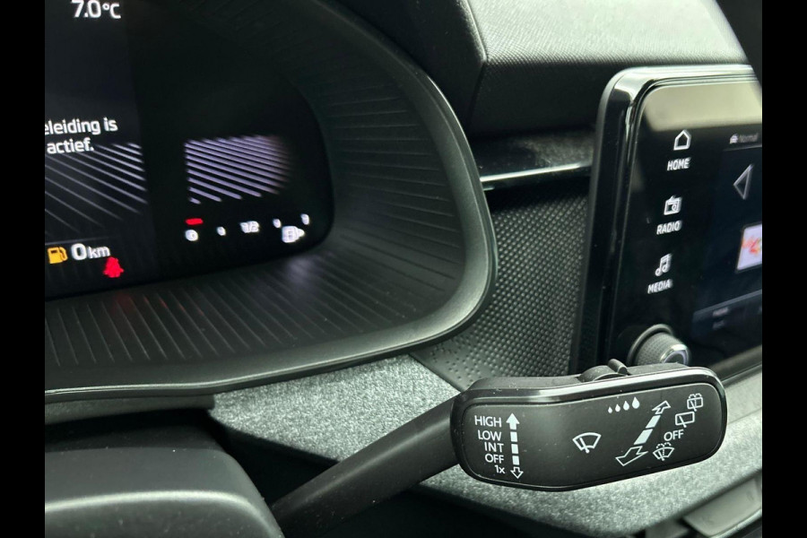 Škoda Kamiq 1.0 TSI Business Edition DSG Navigatie Apple Carplay/ Android Auto Camera Parkeersensoren Cruise Control Climate control LED Keyless