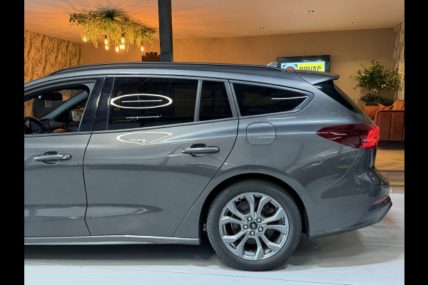 Ford FOCUS Wagon 1.0 EcoBoost Mild-Hybrid ST-Line | Automaat | StuurVW | StoelVW | CarPlay | Navi | LED | PDC | Rijklaar