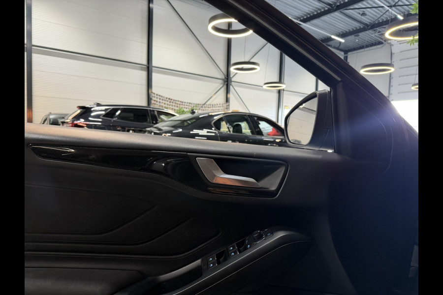 Ford FOCUS Wagon 1.0 EcoBoost Mild-Hybrid ST-Line | Automaat | StuurVW | StoelVW | CarPlay | Navi | LED | PDC | Rijklaar