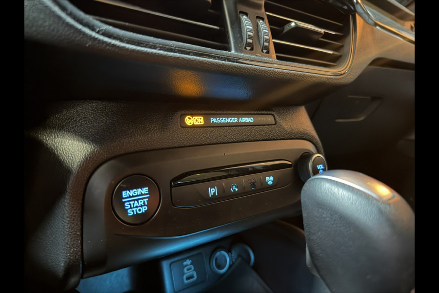 Ford FOCUS Wagon 1.0 EcoBoost Mild-Hybrid ST-Line | Automaat | StuurVW | StoelVW | CarPlay | Navi | LED | PDC | Rijklaar