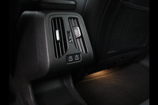 BMW X1 xDrive25e M Sport | SOH 93,3% | Adaptive cruise | Massage | Sportstoelen | Keyless | Stuurverwarming | Leder/Alcantara | Live Cockpit | Camera | Stoelverwarming | Adaptief LED | PHEV | Plug In