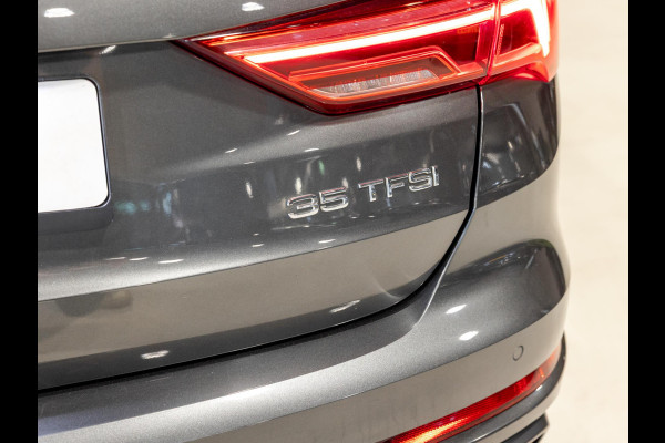 Audi Q3 35 TFSI 2x S-Line Edition / 150pk / Dodehoek herkenning /